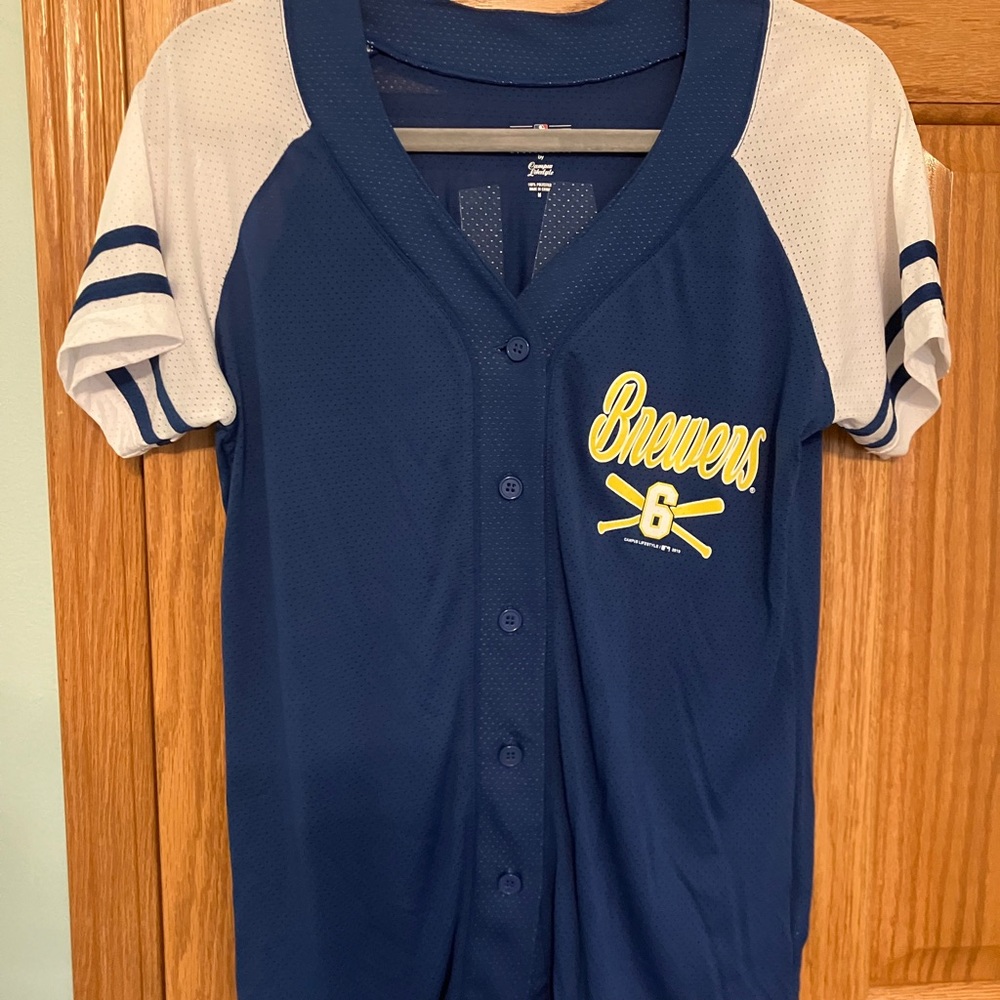 Blue and White Baseball Jersey with Contrasting Sleeves